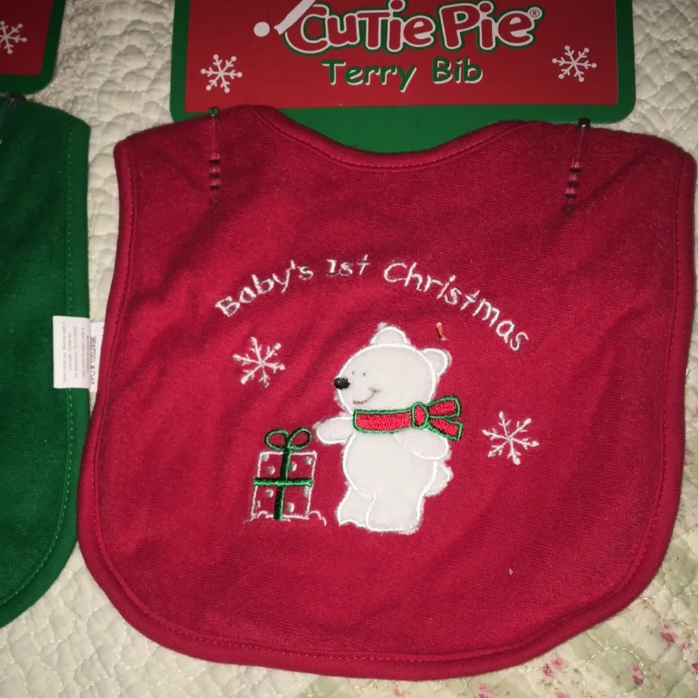 Set of 6 Baby Bibs and Burp Cloth